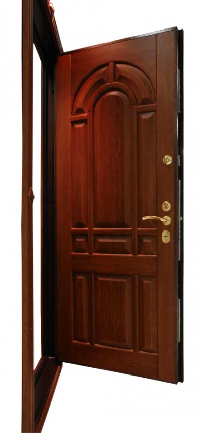Сейф-двери с наружной отделкой МДФ с витражом